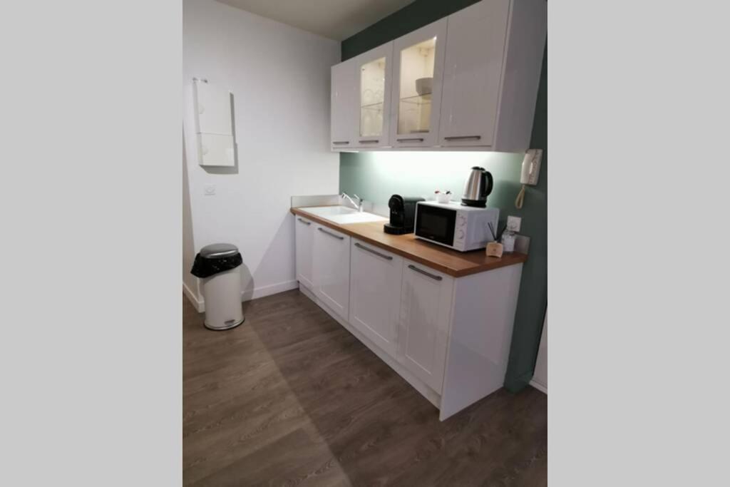 Appartement F2 Cosy Proche De L'Hyper Centre Caen Eksteriør billede