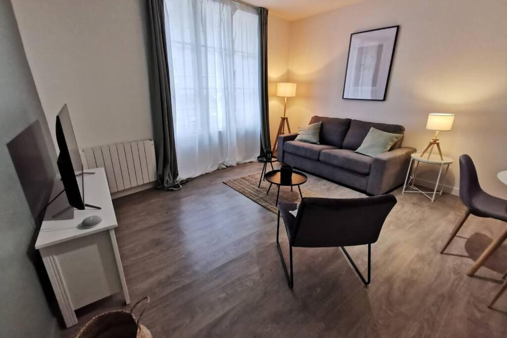 Appartement F2 Cosy Proche De L'Hyper Centre Caen Eksteriør billede